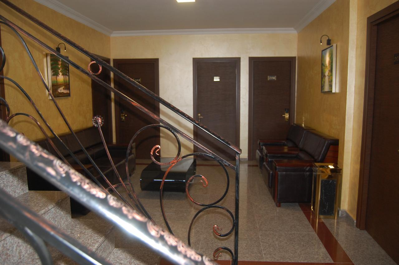 באטומי Ajara Palace מראה חיצוני תמונה