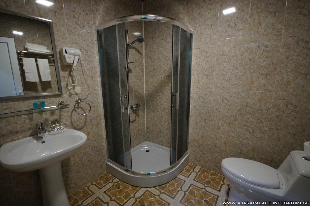 באטומי Ajara Palace מראה חיצוני תמונה